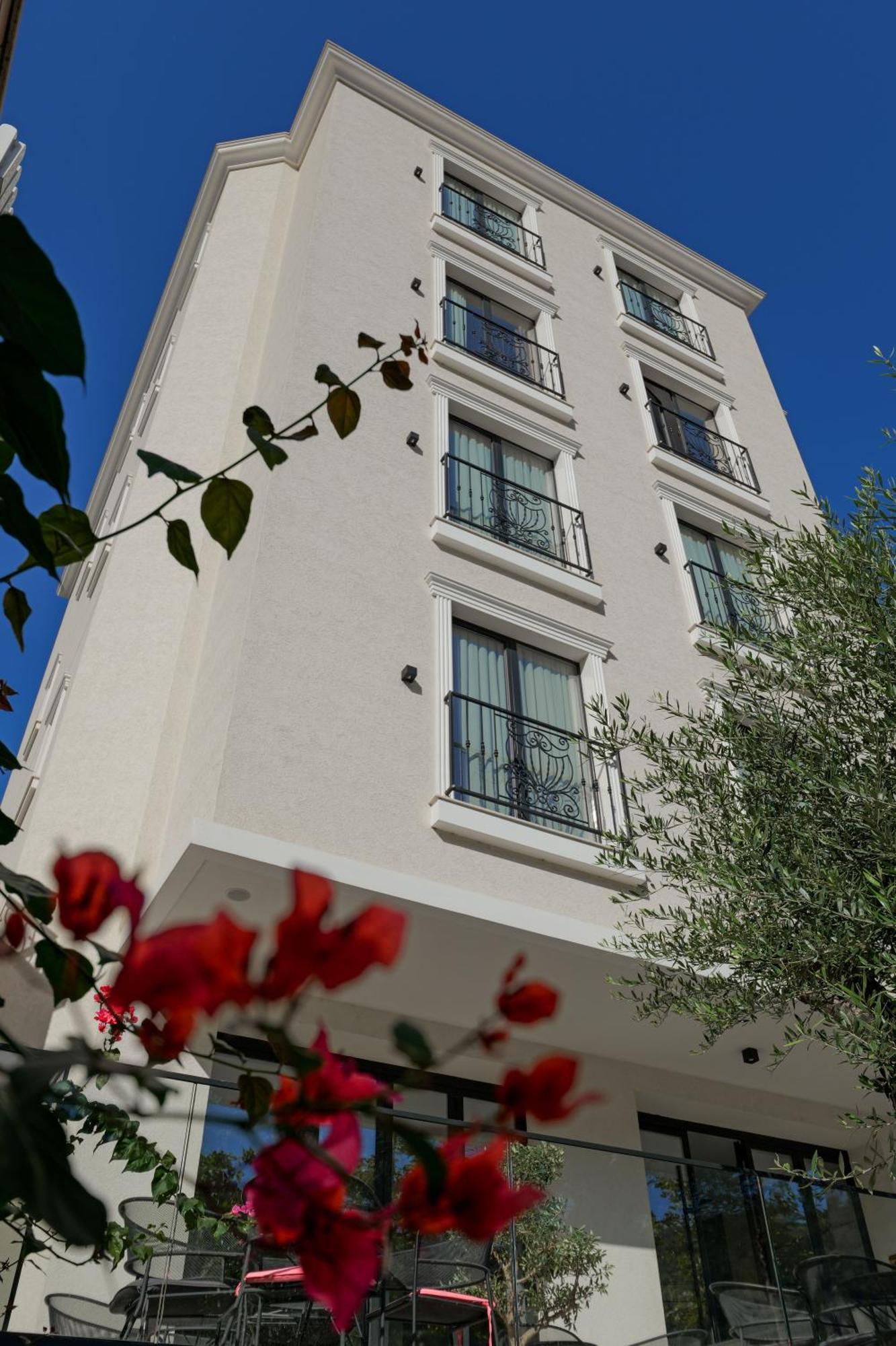 Hotel Central Vlorë Exteriör bild