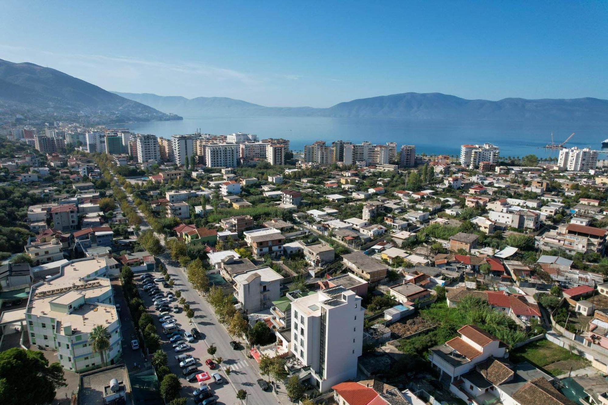 Hotel Central Vlorë Exteriör bild
